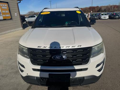 2016 Ford Explorer Sport