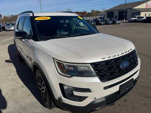 2016 Ford Explorer Sport