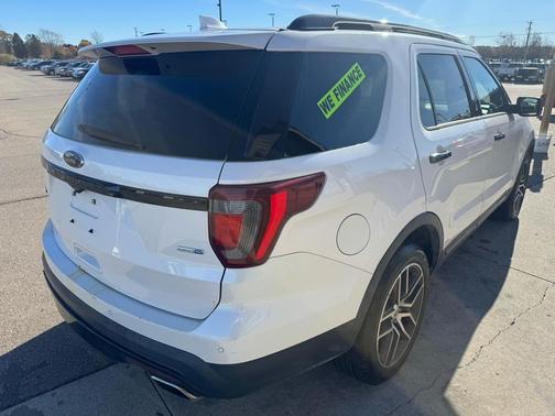 2016 Ford Explorer Sport