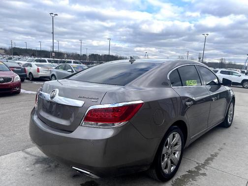Photo 5 of 25 of 2011 Buick LaCrosse CXS
