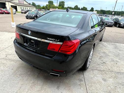 2012 BMW 750 Li xDrive