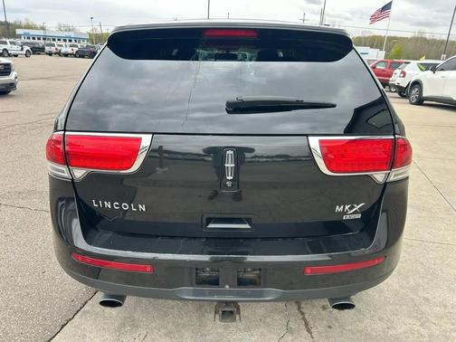 Tuxedo Black Metallic 2014 Lincoln MKX Base