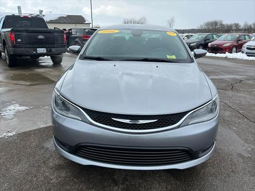 2016 Chrysler 200 LX