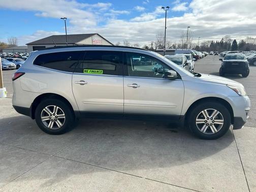 Silver Ice Metallic 2016 Chevrolet Traverse 1LT