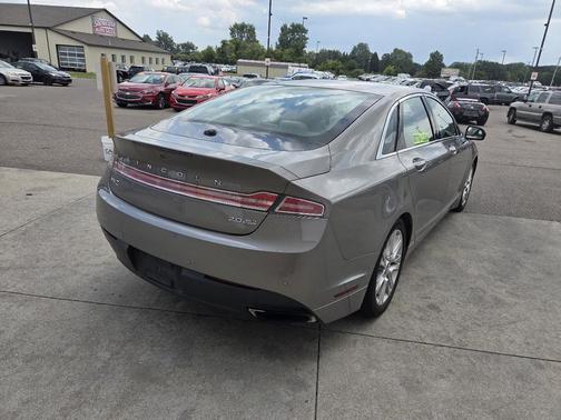 2016 Lincoln MKZ Base