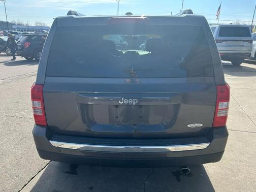2016 Jeep Patriot Latitude
