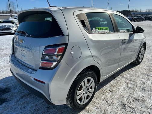 2020 Chevrolet Sonic FWD Hatchback 1FL 5-Door