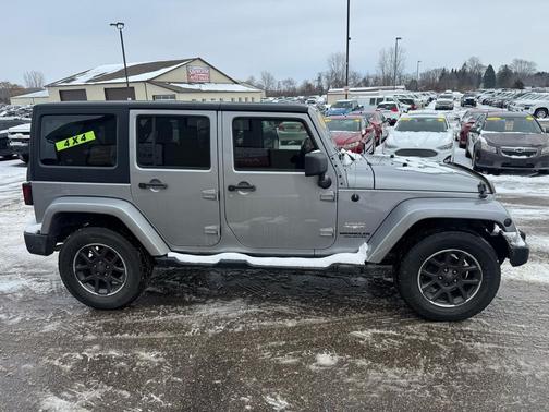 2013 Jeep Wrangler Unlimited Sahara
