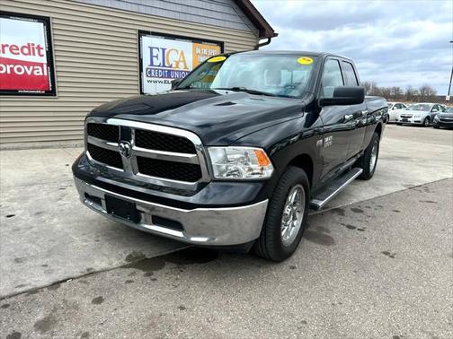 2016 RAM 1500 SLT