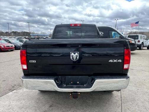 2016 RAM 1500 SLT