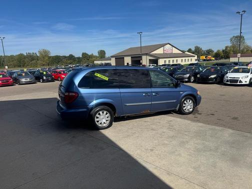 2007 Chrysler Town & Country Touring