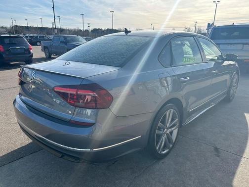 2018 Volkswagen Passat S