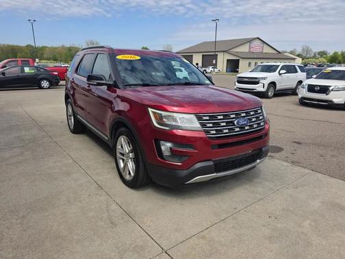 Ruby Red Metallic Tinted Clearcoat 2016 Ford Explorer XLT