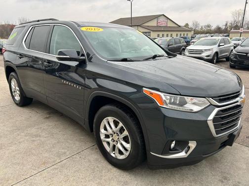 2019 Chevrolet Traverse LT Cloth