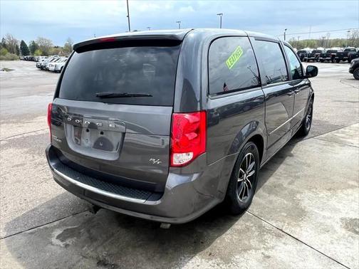 2016 Dodge Grand Caravan R/T
