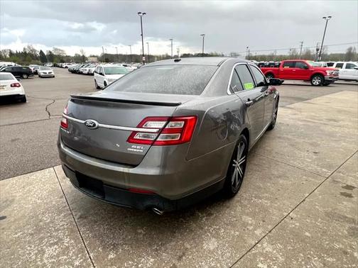 2013 Ford Taurus SEL