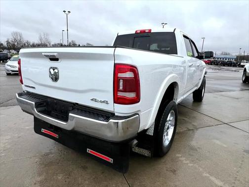 2022 RAM 2500 Laramie Crew Cab 4x4 6'4' Box