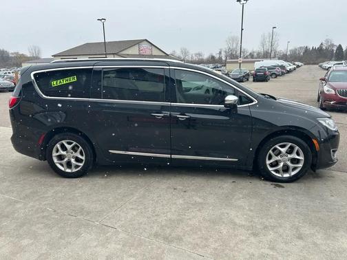 2020 Chrysler Pacifica Limited