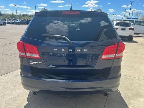 Contusion Blue Pearlcoat 2017 Dodge Journey SE