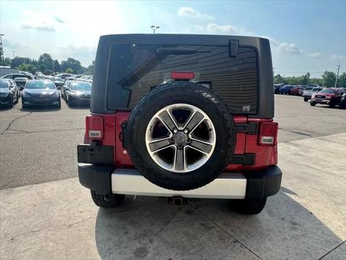 2012 Jeep Wrangler Unlimited Sahara