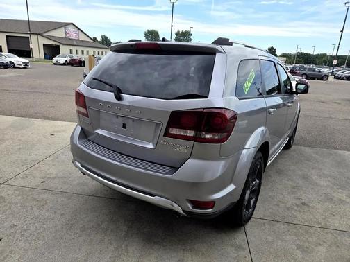 2019 Dodge Journey Crossroad