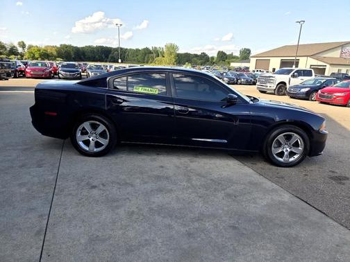 2012 Dodge Charger SXT