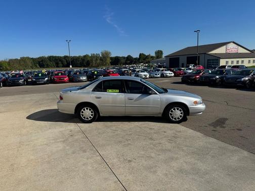 2004 Buick Century Sedan