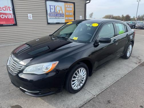 2014 Chrysler 200 LX