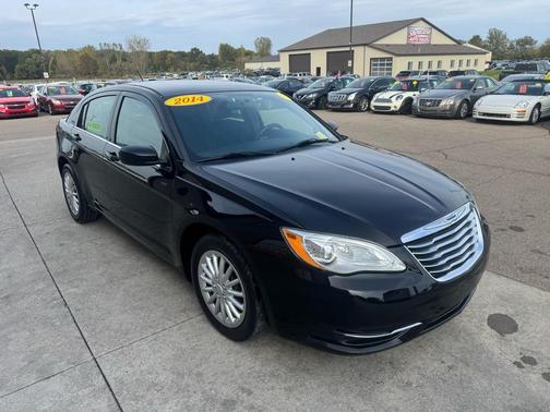 2014 Chrysler 200 LX