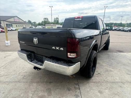 2016 RAM 1500 SLT