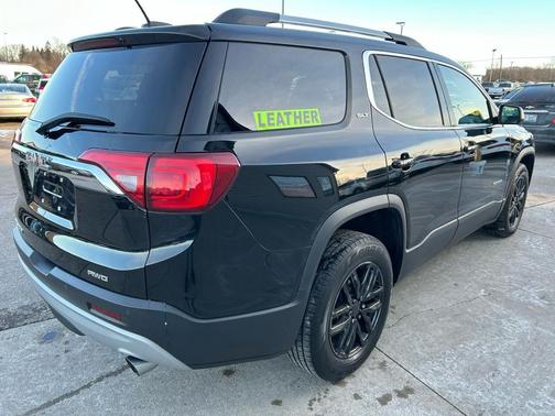 2017 GMC Acadia SLT-1