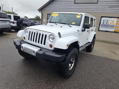 2013 Jeep Wrangler Unlimited Sahara