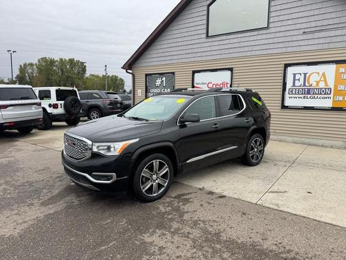 2017 GMC Acadia Denali
