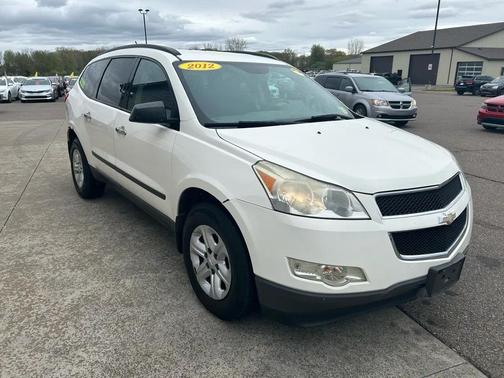 White 2012 Chevrolet Traverse LS