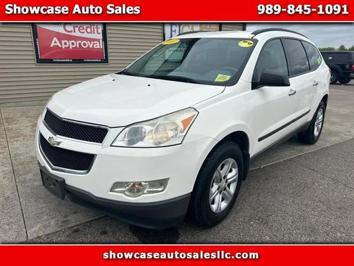 White 2012 Chevrolet Traverse LS