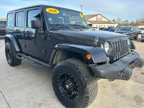 2016 Jeep Wrangler Unlimited Sahara