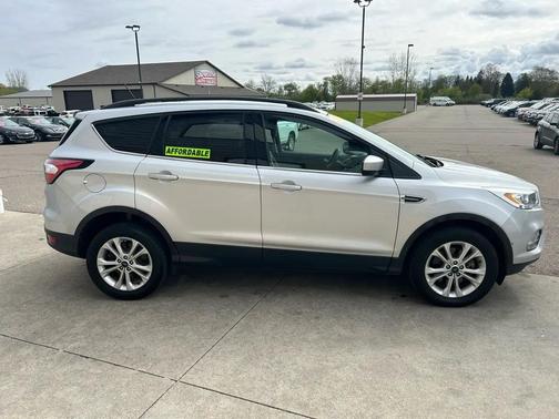 Ingot Silver Metallic 2018 Ford Escape SEL