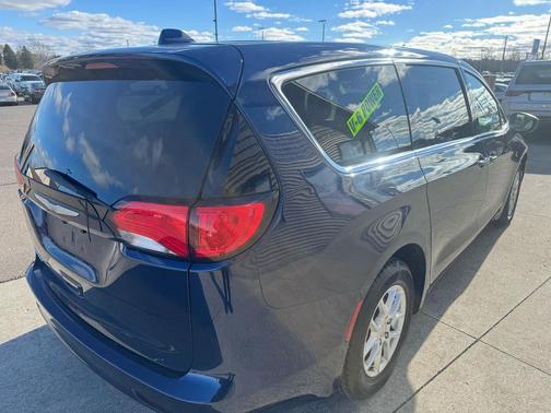 2017 Chrysler Pacifica Touring