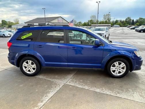 Blue 2012 Dodge Journey SE