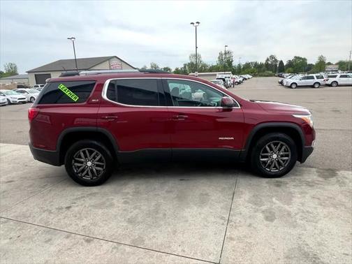 2017 GMC Acadia SLT-1
