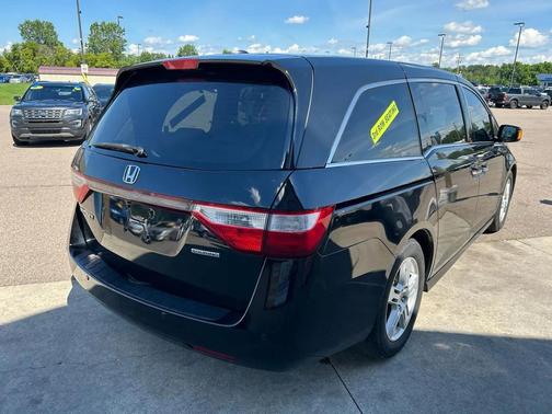 Crystal Black Pearl 2013 Honda Odyssey Touring