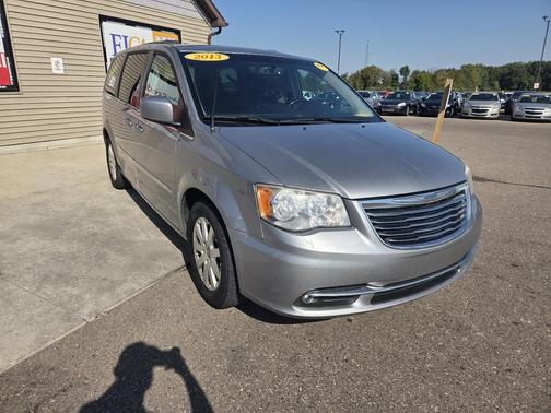 2013 Chrysler Town & Country Touring