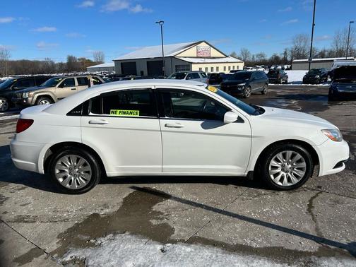 2014 Chrysler 200 LX