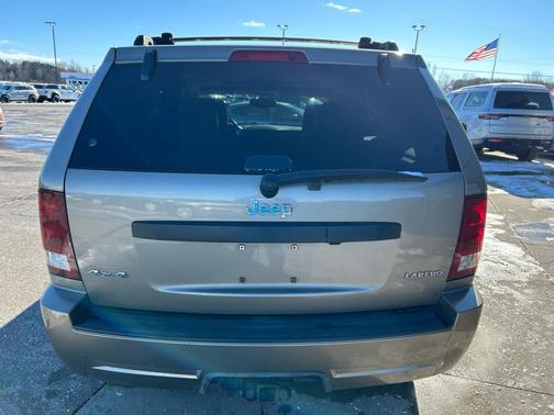 2005 Jeep Grand Cherokee Laredo