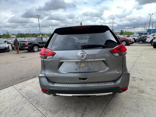 2017 Nissan Rogue S