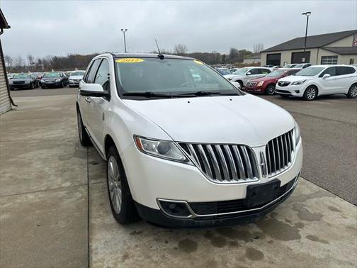 2012 Lincoln MKX Base
