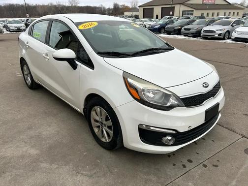 2016 Kia Rio EX