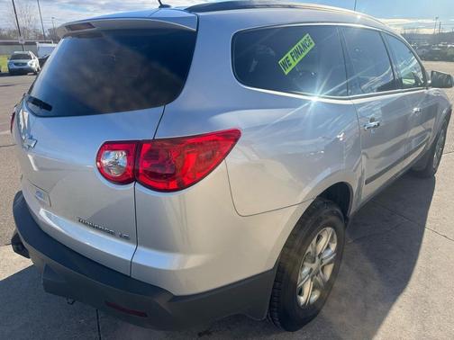 2012 Chevrolet Traverse LS