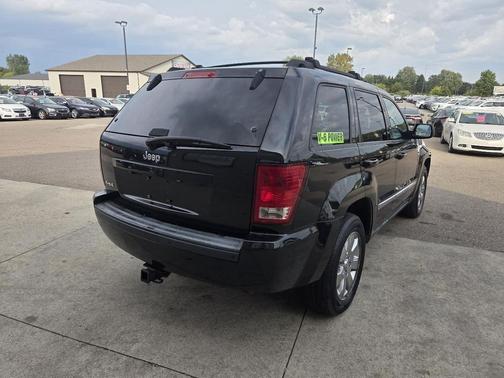 2010 Jeep Grand Cherokee Laredo