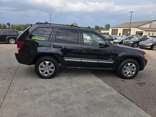 2010 Jeep Grand Cherokee Laredo